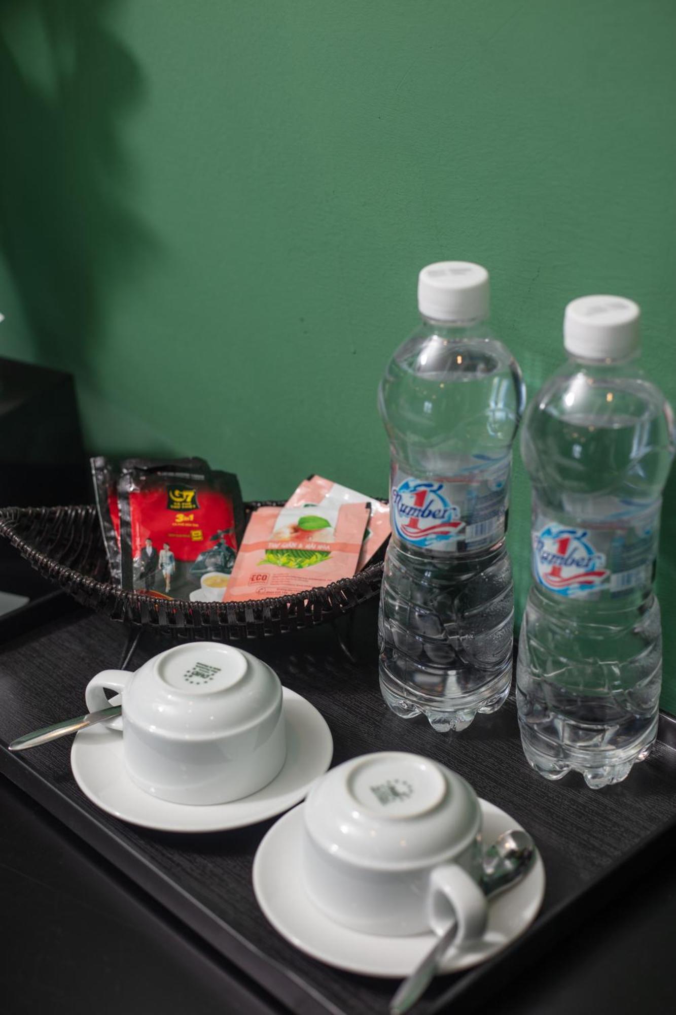 Madelise Adora Hotel & Travel 河内 外观 照片