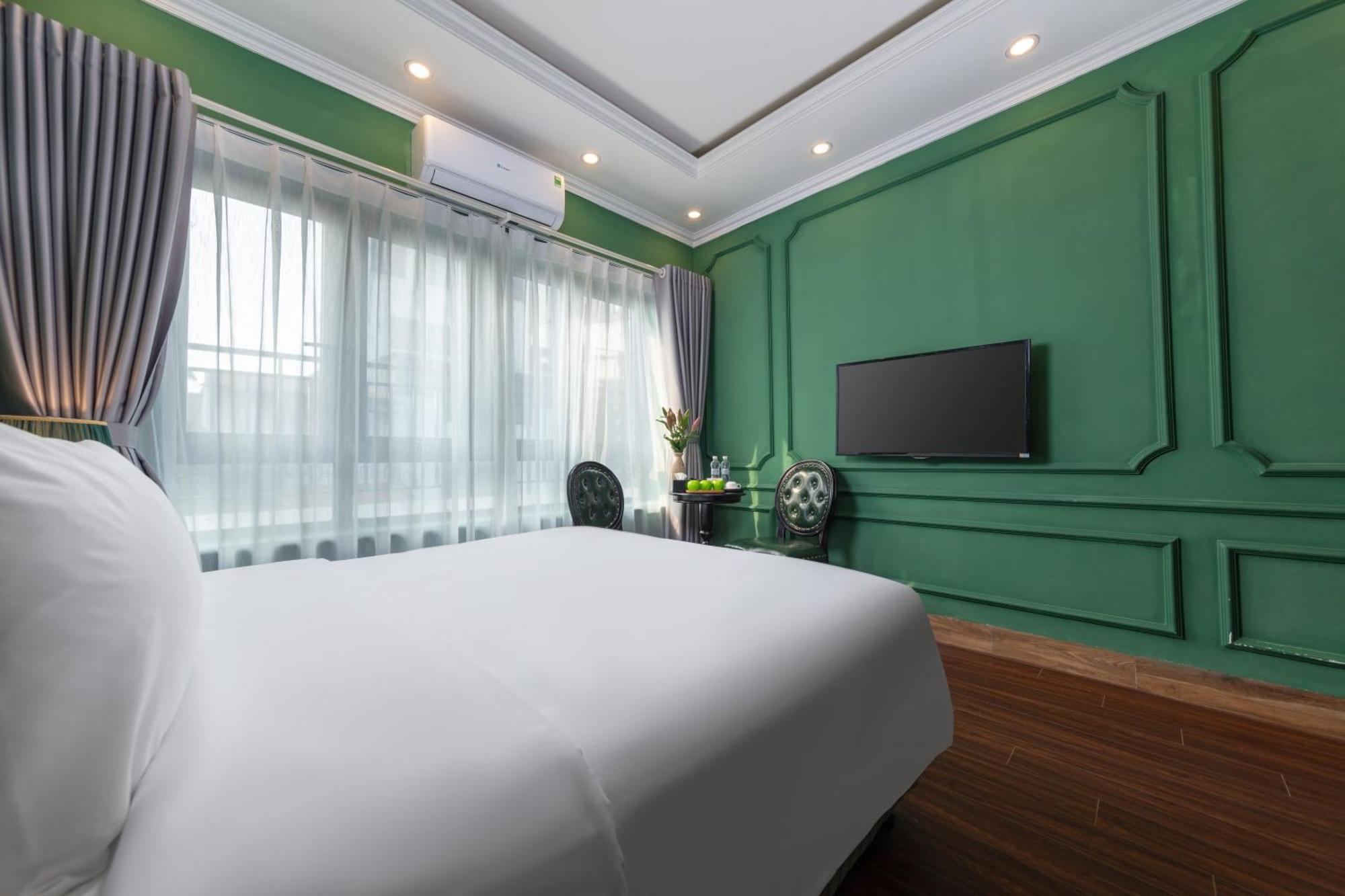 Madelise Adora Hotel & Travel 河内 外观 照片