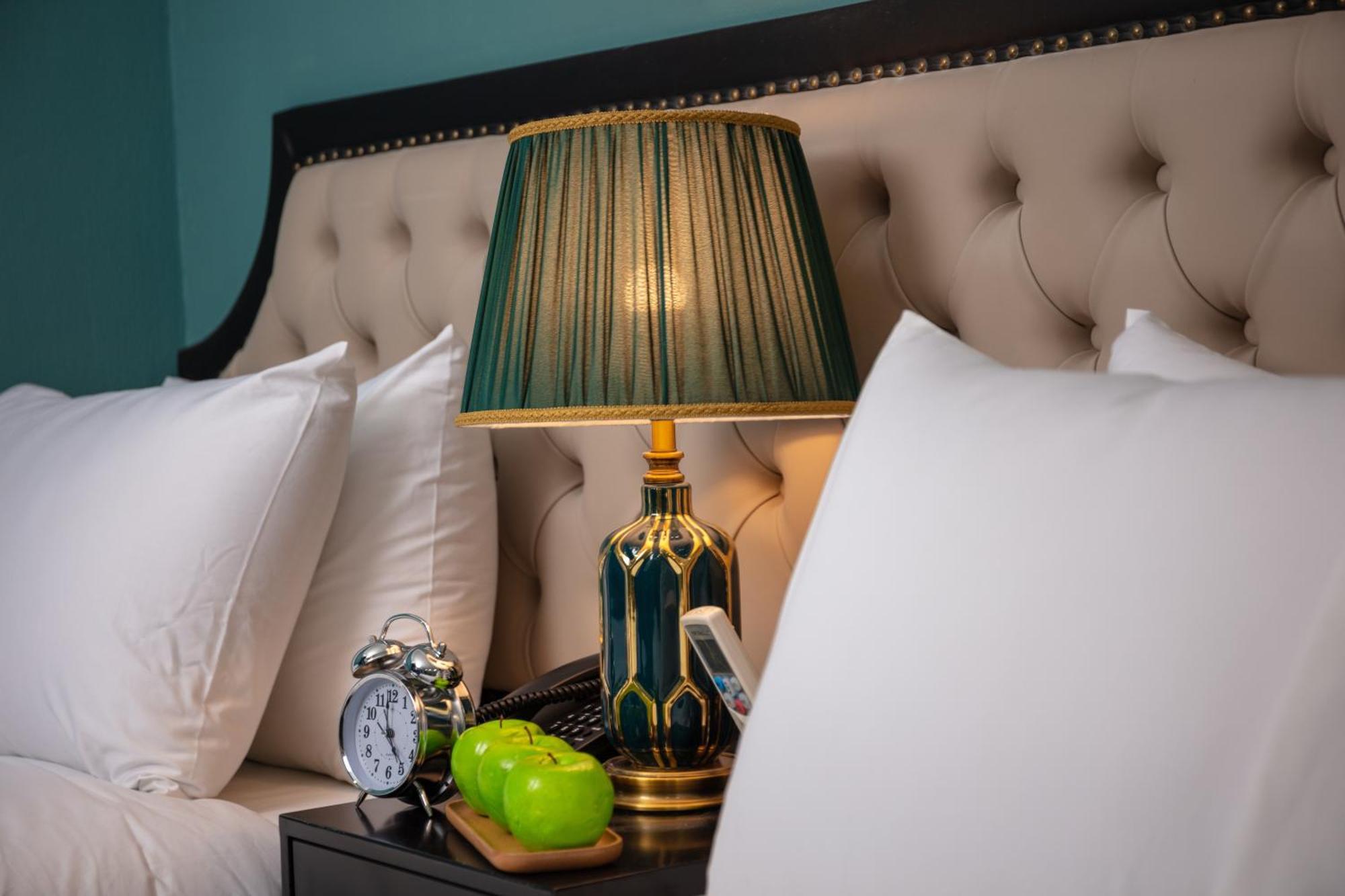 Madelise Adora Hotel & Travel 河内 外观 照片