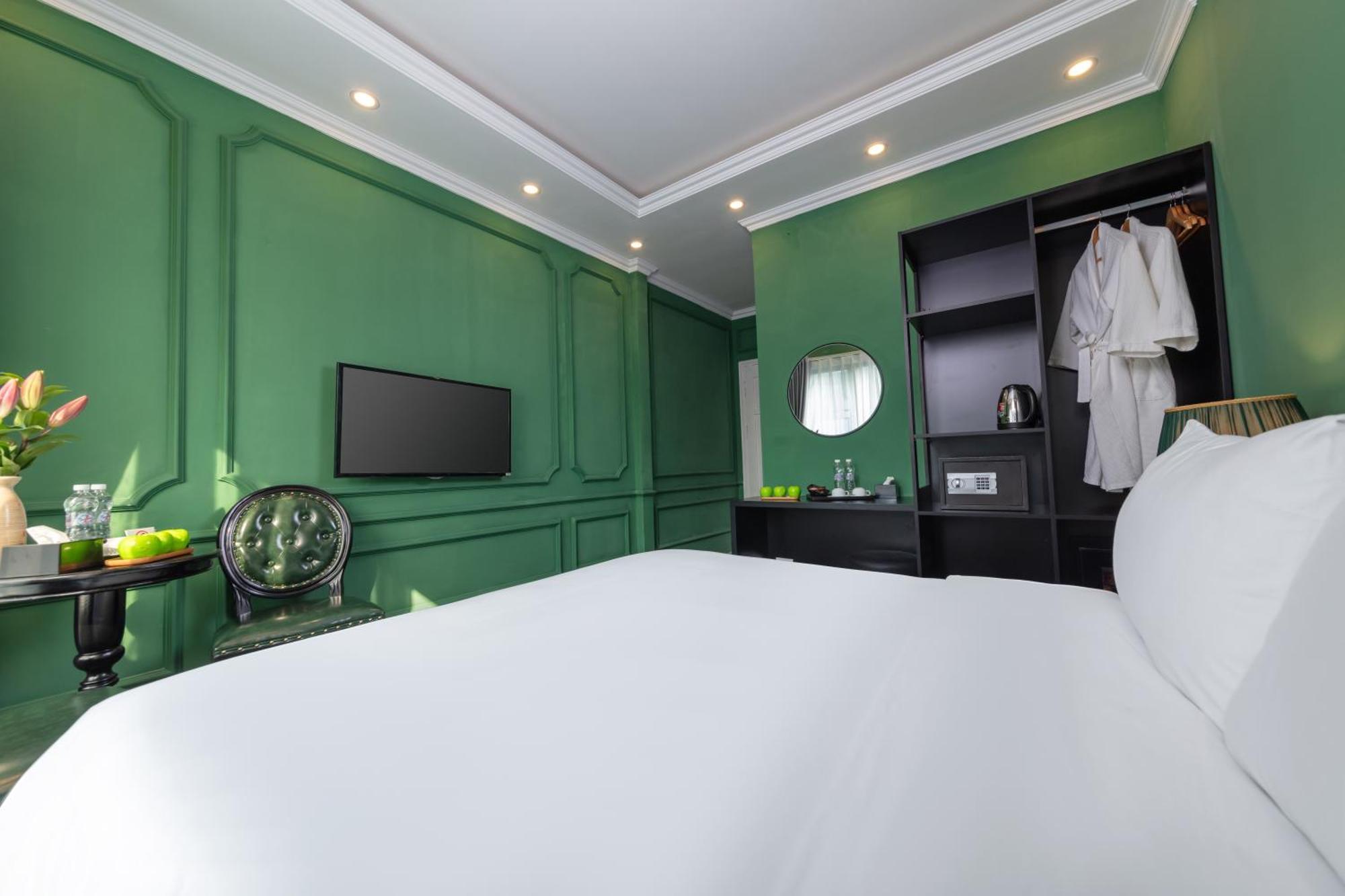 Madelise Adora Hotel & Travel 河内 外观 照片